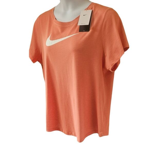 NIKE TRAINGING Plus Size Logo Print Short Sleeve Tee 1X With Dri-Fit - Picture 6 of 12